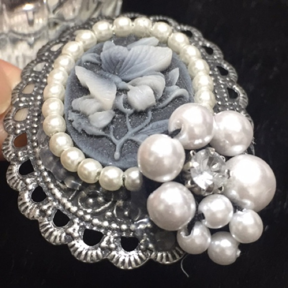 Brand new brooch